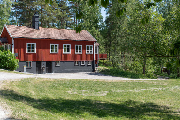 Hållsvikens Gård